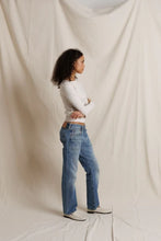 Load image into Gallery viewer, Perfect White Tee Jersey LS Tee WhiteCap Grey