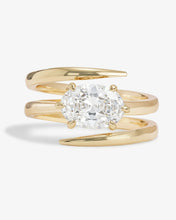 Load image into Gallery viewer, Melinda Maria She’s On Point Lasso Ring