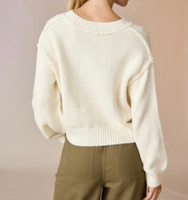 Load image into Gallery viewer, Cream V-Neck Solid Sweater