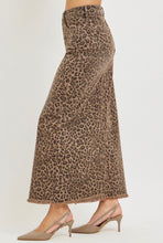 Load image into Gallery viewer, Brown Denim Leopard Stretchy Long Skirt