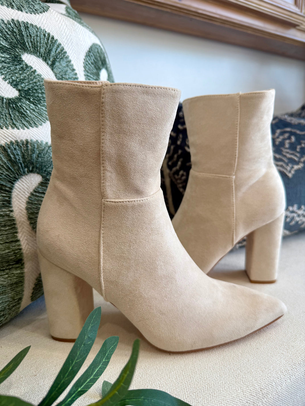 BEACH Spencer Ivory Suede Boot
