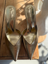 Load image into Gallery viewer, Gold Lizard Patent Karey Heel