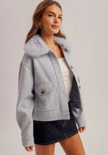 Load image into Gallery viewer, Fluffy Detachable Button Down Jacket