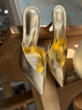 Load image into Gallery viewer, Gold Lizard Patent Karey Heel
