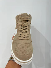 Load image into Gallery viewer, MIA Gio Sand/White Sneaker